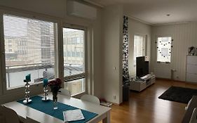 Studiohuoneisto Valtakatu 45, sauna, AC, WiFi